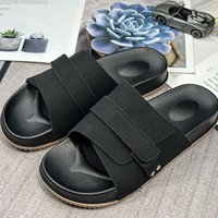 Sandales Plates D'Été Décontractées Épaisses à Bride Unique pour Hommes, Dessus en Daim et Semelle Extérieure en PVC, Idéales pour l'Extérieur