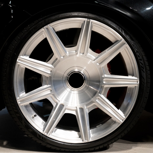 Jantes forgées de 17, 18, 19, 20, 21 et 22 pouces pour Porsche Cayenne, Macan, <span class=keywords><strong>Lamborghini</strong></span> Urus, Range Rover, Lexus LM500, <span class=keywords><strong>Hummer</strong></span>, Toyota, BMW VL95 - Product Image 1