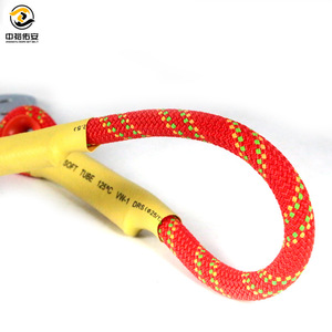 Dispositivo de Protección Contra Caídas Zhongyu, Autoblocante, Capacidad de Carga de 600 kg, Abrazadera de Cuerda de Acero Aleado con Hebilla de Conexión Rápida para Alturas - Product Image 2