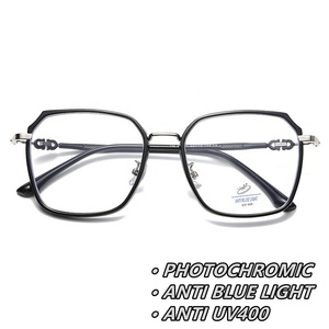 Lunettes photochromiques anti-lumière bleue, noires, vertes, grandes, carrées, irrégulières, avec strass, photo-grises, pour femmes et filles, lunettes changeantes de couleur - Product Image 2