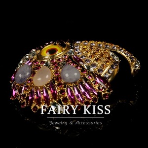 El Broche de Zhonggu Heavy Industry, Adornado con Diamantes de Colores, Presenta un Diseño Dinámico, Grandioso y Lujoso - Product Image 2