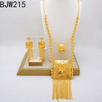 Exquis Cuivre Plaqué Or Dubai Ensemble de Bijoux de Mariée pour Mariages Festivals Comprend Collier Bracelet Anneau Thème Musulman Cadeau