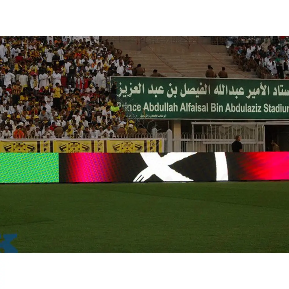 P10 10Mm Outdoor wasserdicht High Brightness Fußball Banner Stadien LED-Bildschirme Elektrische Werbung Sport zaun Led Boards