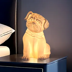 Bán buôn phim hoạt hình động vật gốm đêm Đèn quà tặng dễ thương thủ công gốm hình con chó dẫn đêm đèn cho phòng khách