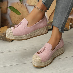 Nouvelles chaussures décontractées pour femmes en daim <span class=keywords><strong>rose</strong></span>, style <span class=keywords><strong>espadrille</strong></span> à <span class=keywords><strong>plateforme</strong></span>, avec décorations à pompons et talon compensé, pour le quotidien - Product Image 4