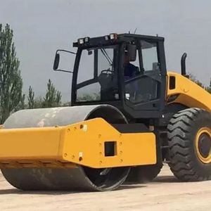 Compacteur hydraulique vibrant à force centrifuge de 380/260 KN, 18 tonnes, rouleau compresseur routier 6618E - Product Image 3