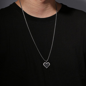 Collar con Colgante de Corazón de Acero Inoxidable, Cadena de Eslabones con Corazón Pixelado Negro de 70 cm, Estilo Moderno para Hombres y Mujeres, Joyería Urbana - Product Image 4