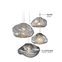 Plafonnier suspendu au design art danois, design créatif moderne, avec nuage en verre soufflé, luminaire décoratif d'intérieur, idéal pour des escaliers, nouveau modèle de