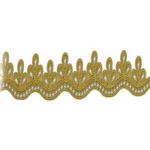 Ribete de Encaje Bordado con Cuentas y Cordón Zari, Adorno Tradicional, Elegante y Hecho a Mano para Novias y Artesanía de Lujo - Product Image 1