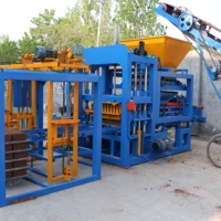 Machine de fabrication de blocs de béton creux entièrement automatique de haute qualité avec moteur, machine à fabriquer des briques 4-18