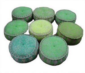 Pouf indien bohème brodé, style traditionnel, siège en tissu, ottoman, tabouret, coussin de salon 60x20 cm - Product Image 1