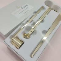 Laj Tulips House Vente en gros Ensemble de coupe-mèche 4 pièces en acier inoxydable moderne Allume-bougie Éteignoir Dipper Tray Clipper Cutter