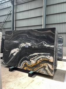 Losas de Cuarcita de Lujo Moderna Gris Namco con Superficie Pulida para Islas de Cocina Interiores y Revestimiento de Paredes de Baños - Product Image 2