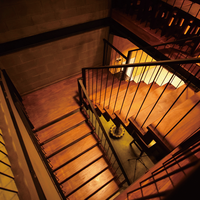 Escalier compact PRIMA, design gain de place, idéal pour les appartements étroits, aménagement d'escalier intérieur