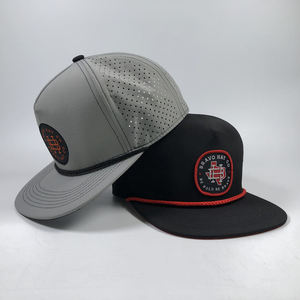 Casquettes de baseball unisexes en polyester à visière incurvée, style mode de luxe, personnalisables en gros pour le golf et le sport - Product Image 1