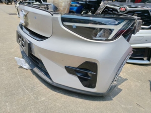 Pare-chocs avant d'usine d'occasion pour <span class=keywords><strong>Volvo</strong></span> <span class=keywords><strong>XC40</strong></span> R-Design - Product Image 3