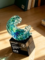 Trophée Thème Vagues Océaniques en Cristal Scintillant – Conception Gratuite pour la Reconnaissance des Employés d'Entreprise, les Récompenses de Lideraçage et les Réunions Annuelles