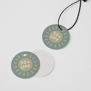 مصنع مخصص قطع تسميات الملابس الأزياء ورقة علامات الملابس الملابس متعدد الألوان المطبوعة uja العلامات سلاسل سوداء - Product Image 2