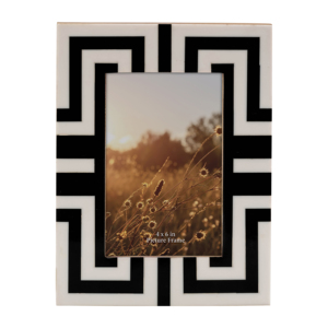 Geometric Resin And Wood <b>Photo</b> <b>Frame</b> 4x6 In Rectangular Boho Decorative Picture <b>Frame</b> For Tabletop Or Wall - Product Image 1