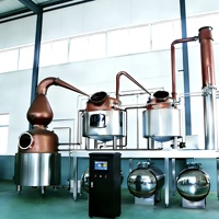 Système de distillation multi-chambres à double alambic industriel en cuivre avec pompe à moteur et chauffage électrique
