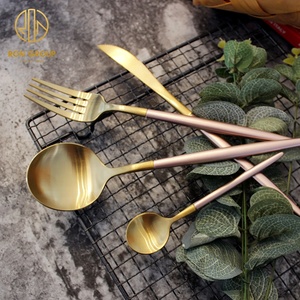 Cubiertos de Metal Chapado en Oro para Boda, Juego de Cubiertos de Acero Inoxidable, Cuchara, Tenedor, Color Rosa y Dorado - Product Image 6