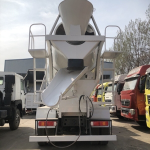 Kullanılan Howo 6x4 10 lastik beton mikser çimento tankeri 6x4 371HP 420hp 10 metreküp 12m3 toplu çimento tankeri - Product Image 6