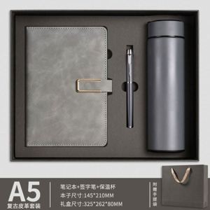 Sets de Regalo de Cuadernos de Piel Sintética PU Corporativos al por Mayor con Botella, Cuaderno de Lujo Personalizable A5, Caja de Regalo con Bolígrafo y USB - Product Image 5