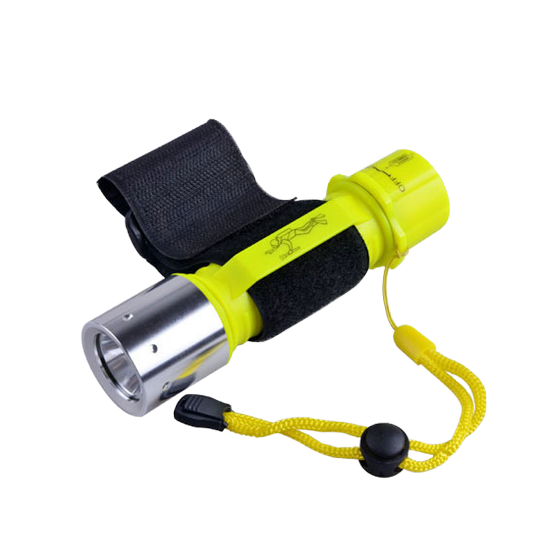 Fitech F8 Rechargeable Diving Light - 600 Lumens, 100m Waterproof, Yellow