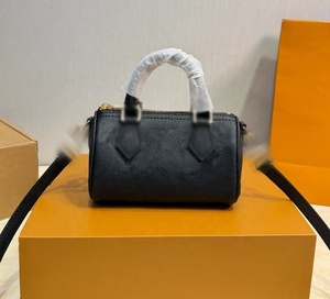 Sac à <span class=keywords><strong>bandoulière</strong></span> en <span class=keywords><strong>cuir</strong></span> véritable pour <span class=keywords><strong>femme</strong></span>, motif bonbon, fermeture éclair, polyester, portable, sangle unique 45-55 cm - Product Image 5
