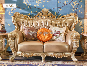 أريكة خشبية كلاسيكية من المصمم الأوروبي تشيسترفيلد غرفة معيشة فاخرة من الجلد الأصلي - Product Image 3