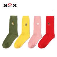 Chaussettes montantes côtelées brodées de fruits OEM OEKO-TEX pour femmes, couleur unie, broderie de fruits mignonne, chaussettes décontractées, cadeau, vente en gros