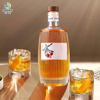 Bouteille en verre de 500 ml au design moderne, prix d'usine, forme baril haute transparence pour Vodka, Whisky, Tequila, Gin, Rhum