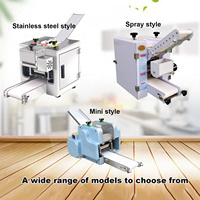 Produit de table à petites céréales automatique Papad Momo Empanada Samosa Gyoza Wonton machine à emballer la peau des boulettes machine à tortilla