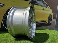 Nouvelle jante de luxe forgée multi-pièces dorée 20-22 pouces à déport profond avec baril argenté 5X112/120/130 pour Rolls Royce