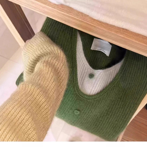 เสื้อสเวตเตอร์ไหมพรมพิมพ์ลายสีเขียวสไตล์ลำลองแบบเลเยอร์ ทรงหลวม สวมใส่สบาย ดีไซน์หรูหรา เนื้อผ้าหนา  สำหรับผู้หญิง  ฤดูใบไม้ร่วง ฤดูหนาว  สามารถปรับแต่งได้ - Product Image 3