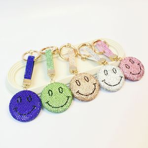 Llavero Metálico 3D Happy Smile, Lindo Colgante para Coche o Bolso con Estilo <span class=keywords><strong>de</strong></span> Diamante, con Logotipo Personalizado, Cristal <span class=keywords><strong>de</strong></span> Agua, Cara Sonriente, Llavero Moderno - Product Image 1