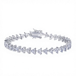 Bracelet à breloques en forme de cœur en argent sterling rose avec zircons CZ pour femme Lunxry - Product Image 2