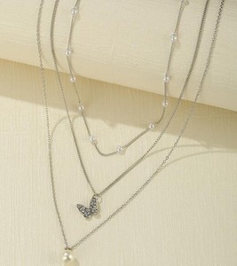 Collier multi-rangs avec pendentif papillon et perle pour femmes, ensemble de collier ras du cou, bijoux plaqués or, chaîne en alliage - Product Image 3