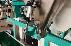 Machine d'emballage de poudre granulaire de grande capacité Machine d'emballage de sac de chips de pomme de terre chips de banane snacks de pistache de fruits secs - Product Image 5