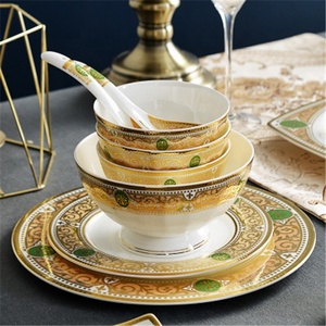 Hot Sale 60 Pcs Traditional Western Royal Gold Relief Home Hold Ceramic <b>Dinnerware</b> Sets - Product Image 3