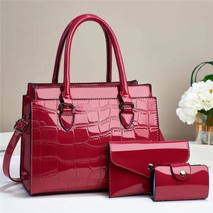Bolsa <span class=keywords><strong>de</strong></span> Mano Clásica con Patrón <span class=keywords><strong>de</strong></span> Piedras para Mujer, Gran Capacidad, Bolsos <span class=keywords><strong>de</strong></span> Mano <span class=keywords><strong>de</strong></span> Cuero Patentado para Mujer - Product Image 2