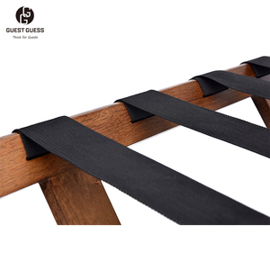 Porte-bagages pliable compact en bois durable, style moderne de luxe de qualité hôtelière, finition noyer, étagère multifonctionnelle - Product Image 4