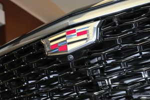 2025 modelo más nuevo 28T 5 puertas cinco asientos <span class=keywords><strong>Suv</strong></span> más barato para Cadillac XT5 dos ruedas motrices edición metropolitana a la venta - Product Image 3