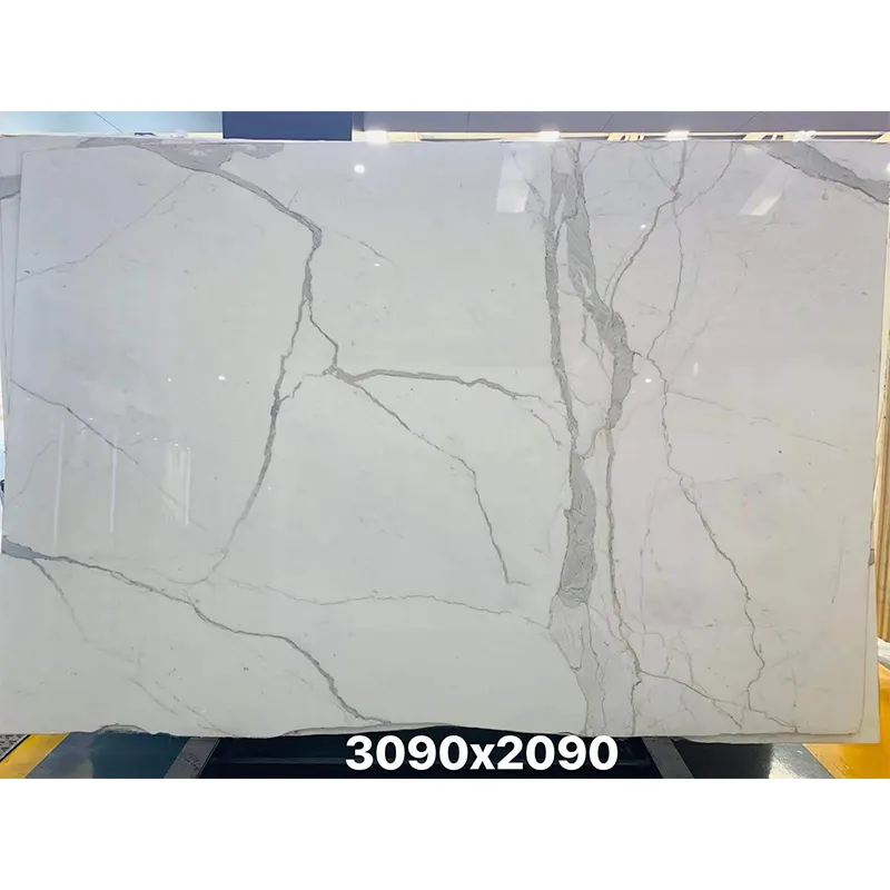 Prezzi di marmo italiano di lusso lastre di marmo bianco naturale marmo Calacatta lucido per pavimenti a parete