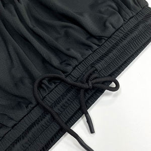 ชุดวอร์มวิ่งออกกำลังกายชายแบบวินเทจผ้าไม่ทอ กางเกงขาสั้นตาข่ายชายหาด กางเกงบาสเก็ตบอลรัดรูป แห้งเร็ว ป้องกันรังสียูวี - Product Image 4