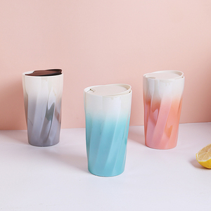 Minion glaçure <span class=keywords><strong>de</strong></span> couleur <span class=keywords><strong>de</strong></span> style nordique bon marché tasses à café <span class=keywords><strong>de</strong></span> voyage personnalisées en porcelaine <span class=keywords><strong>de</strong></span> Noël en plein air avec couvercles - Product Image 2