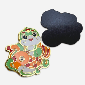 Promocional personalizado creativo viaje recuerdos esmalte suave Aleación de Zinc dibujos animados imanes de nevera duradero logotipo personalizado - Product Image 2