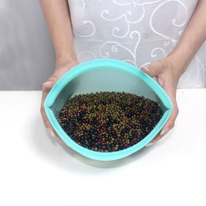 Eco-friendly <span class=keywords><strong>Food</strong></span> Grade Congelador Fresco À Prova De Fugas Reutilizável Sanduíche Recipiente Stand Up Zip Lock Silicone <span class=keywords><strong>Food</strong></span> <span class=keywords><strong>Storage</strong></span> Bag Set - Product Image 5