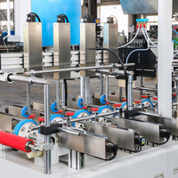 Machine d'emballage en PVC entièrement automatique Machine à bois Substrat de travail du bois Profil industriel Plastifieuse de revêtement de surface