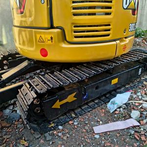 Mini-excavatrice Cat303.5e de haute qualité, 3,5 tonnes, conforme à la norme EPA, livraison rapide avec un excellent moteur, boîte de vitesses, pompe, composants principaux du PLC - Product Image 4